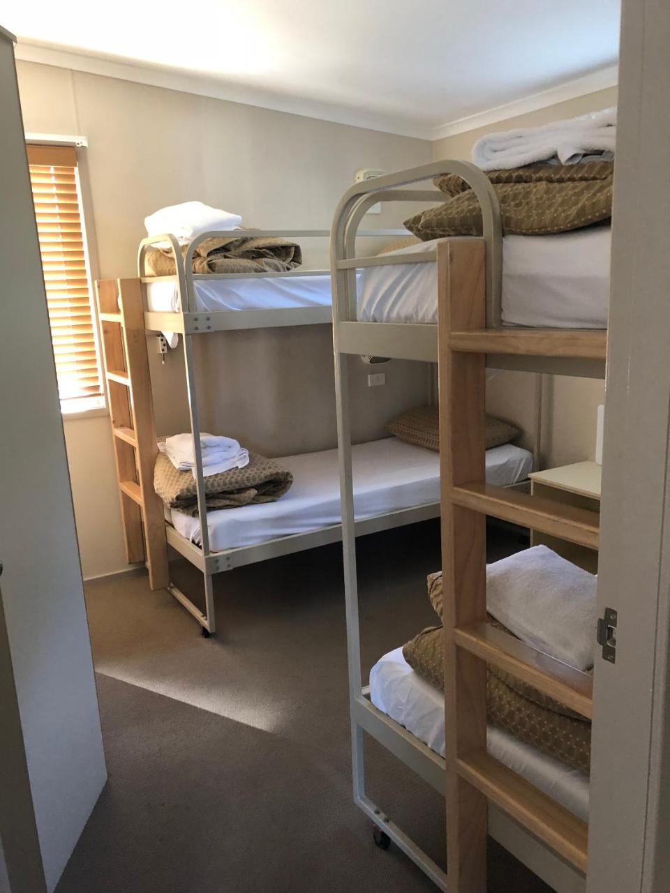 Pleasurelea Tourist Resort & Caravan Park 바테만스베이 외부 사진