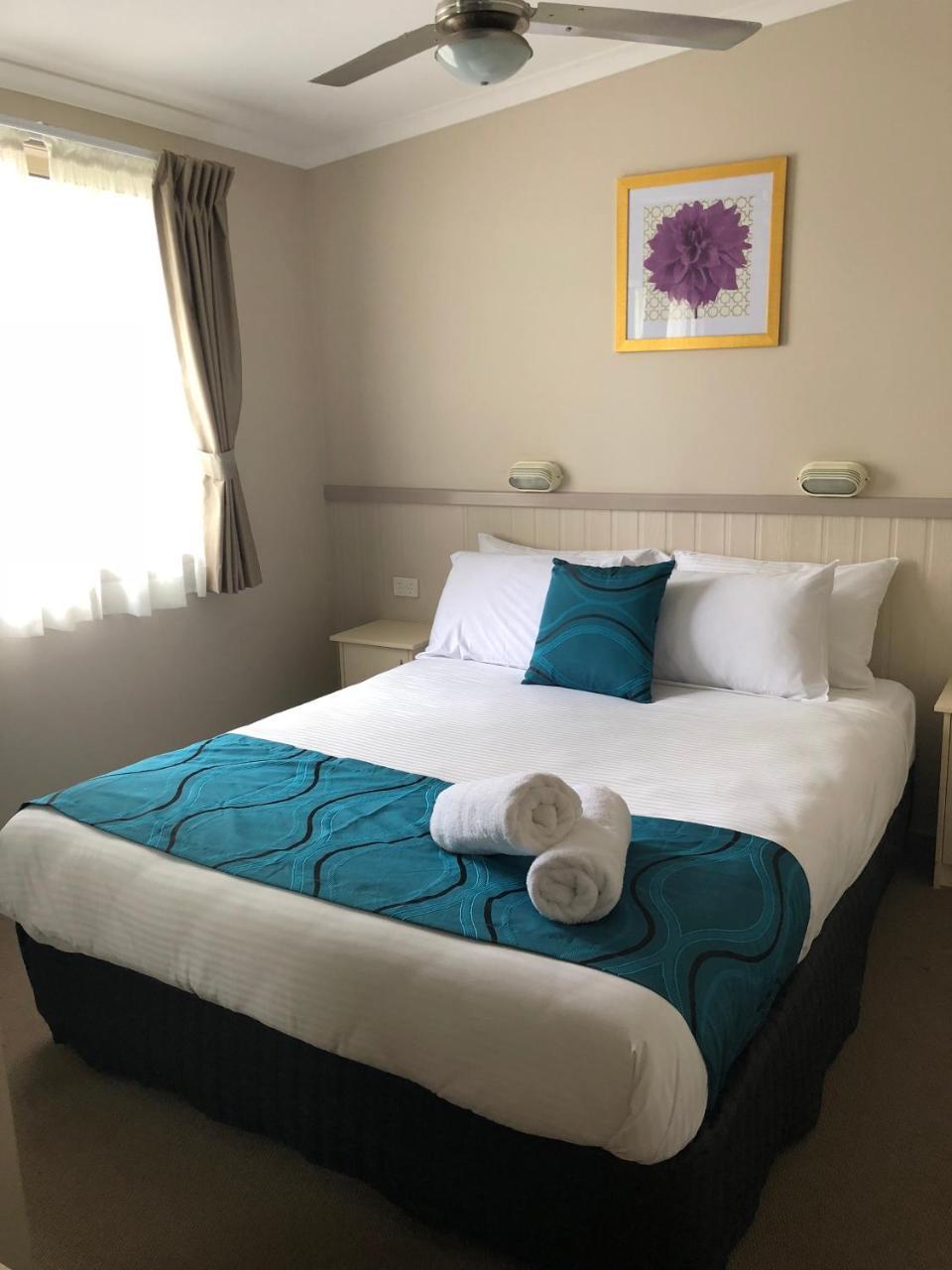 Pleasurelea Tourist Resort & Caravan Park 바테만스베이 외부 사진