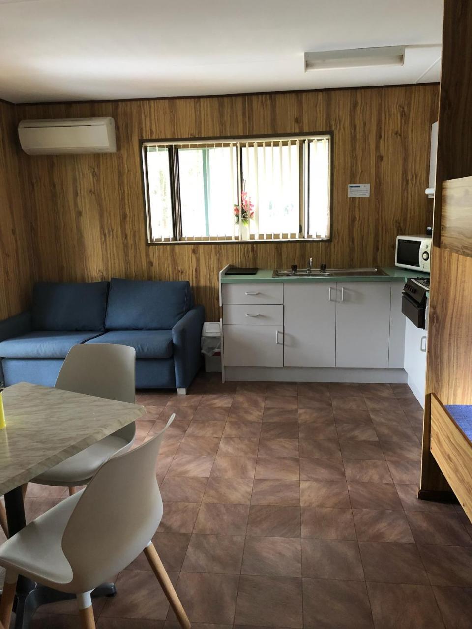 Pleasurelea Tourist Resort & Caravan Park 바테만스베이 외부 사진